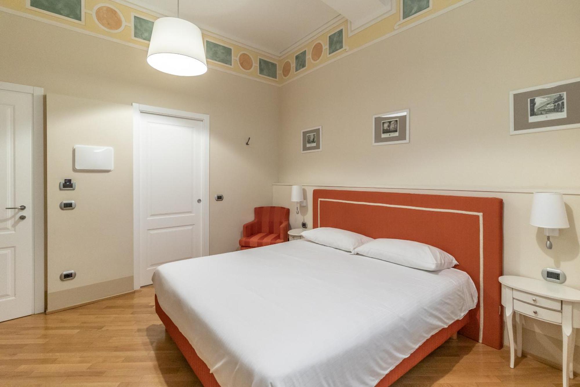 Casa Isolani Guest House Piazza Maggiore 1 — Photos 2